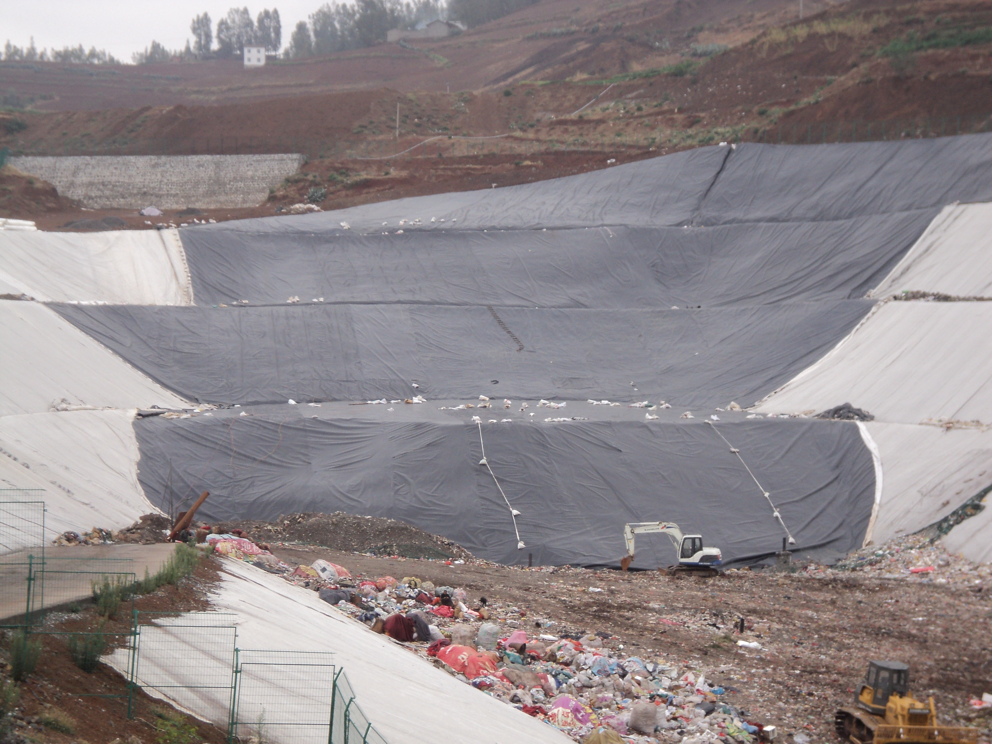 دليل تركيب الغشاء الجيومومانيكي