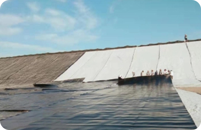 ما هو الغشاء الأرضي المستخدم